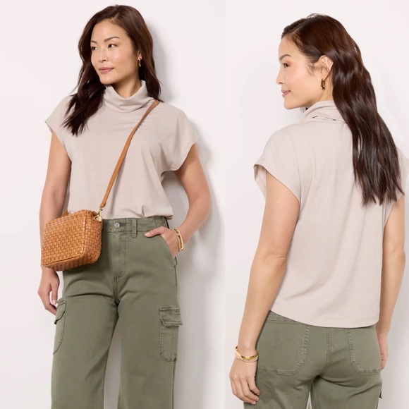 Evereve Tops - Evereve Short Sleeve Mock Neck Top in Light Beige